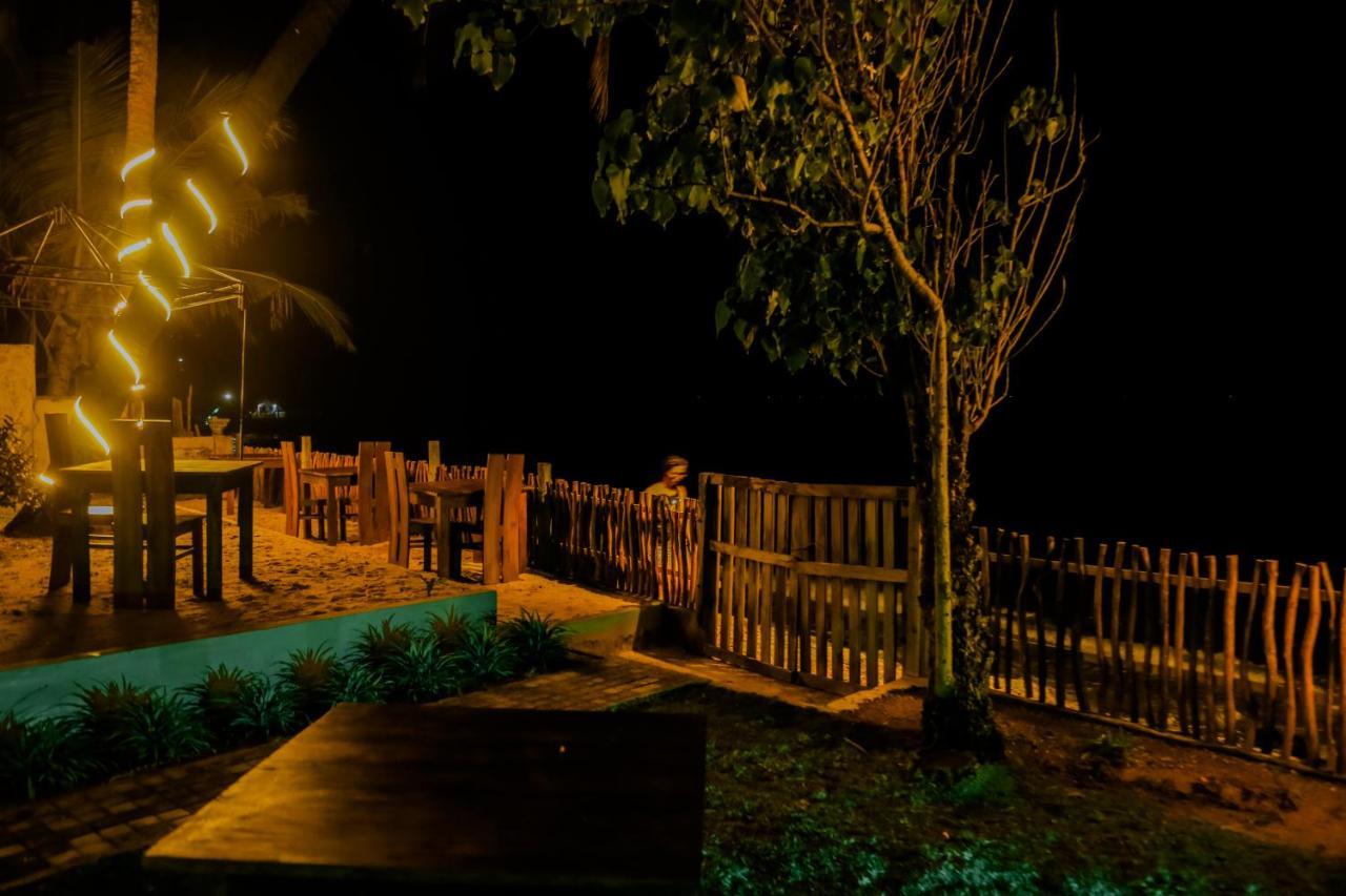 Shanora Beach Mirissa Exterior foto